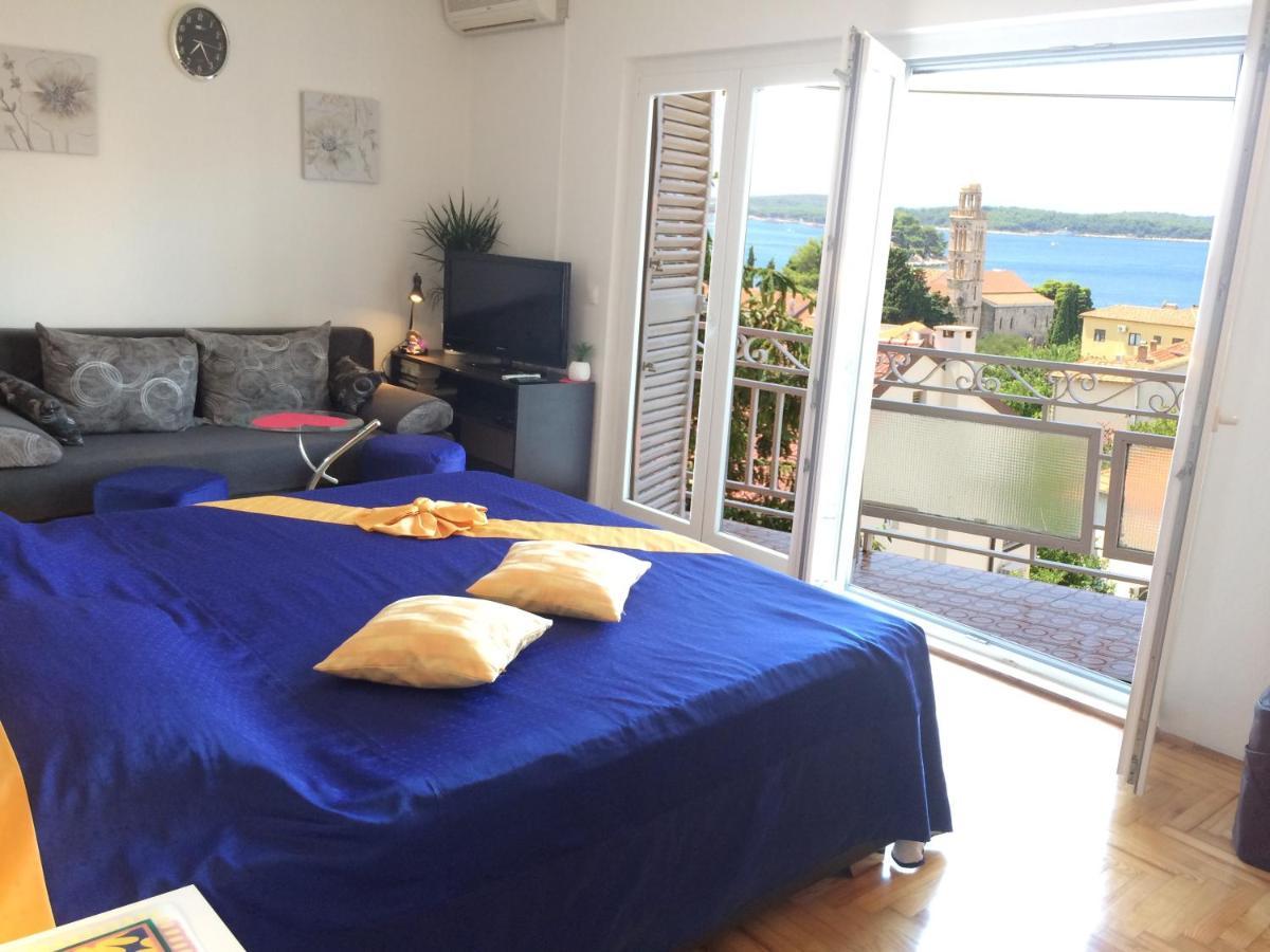 Apartment Elena 40 M2 With Beautiful Wide Sea Views 3 Stars Hvar Town Luaran gambar
