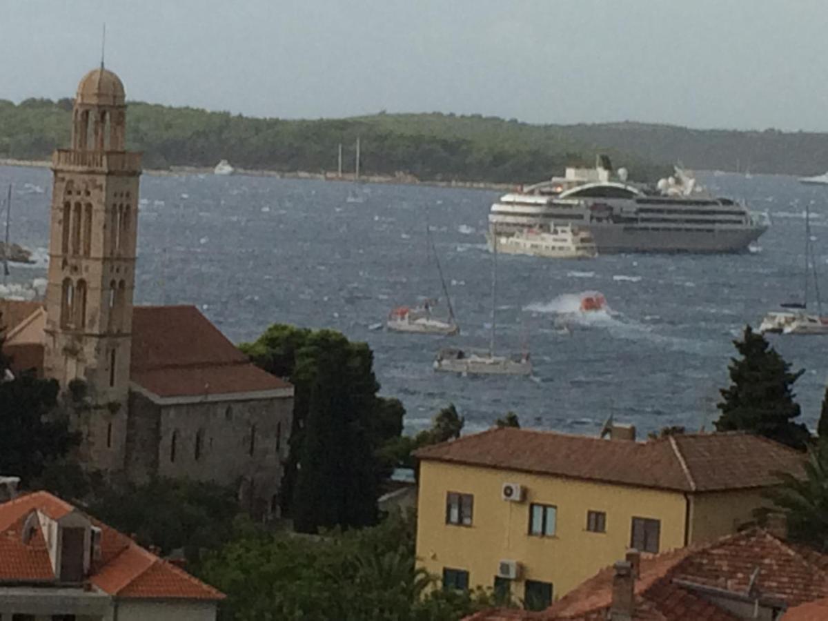 Apartment Elena 40 M2 With Beautiful Wide Sea Views 3 Stars Hvar Town Luaran gambar