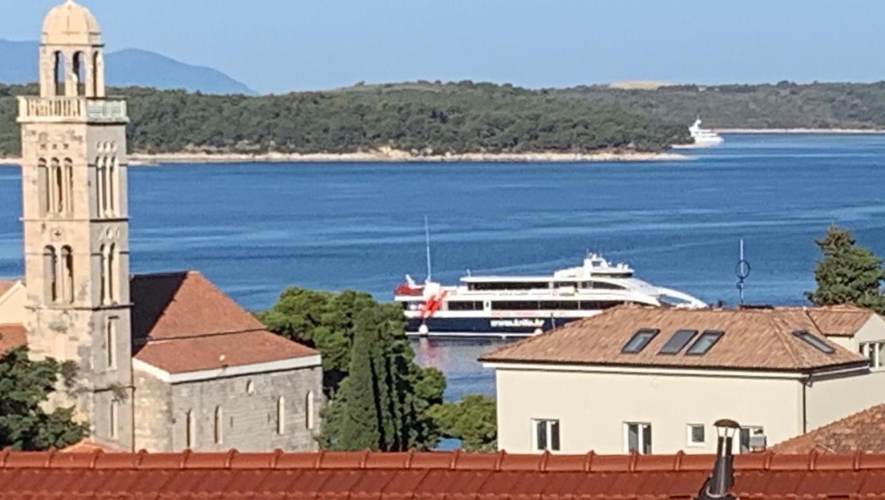Apartment Elena 40 M2 With Beautiful Wide Sea Views 3 Stars Hvar Town Luaran gambar