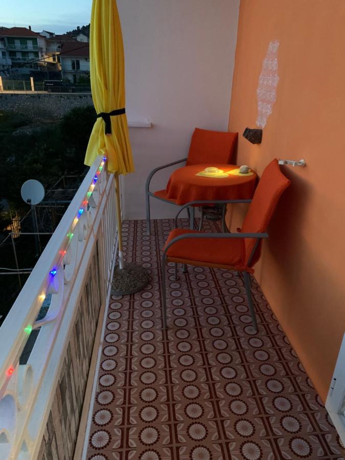Apartment Elena 40 M2 With Beautiful Wide Sea Views 3 Stars Hvar Town Luaran gambar